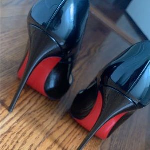 So Kate Christian Louboutin